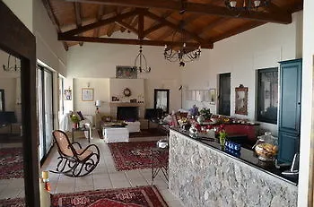 Alexakis Apartment